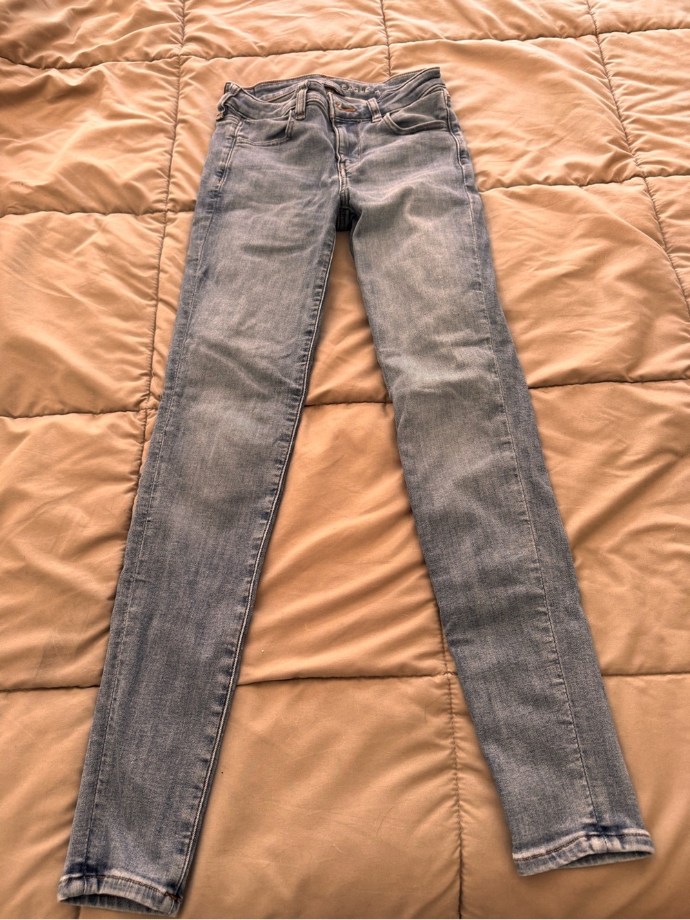 AMERICAN EAGLE NEXT LEVEL STRETCH Slim Fit Light Blue Women’s Jeans